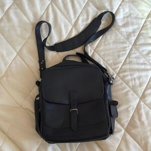 L.L.Bean leather travel black vintage crossbody bag